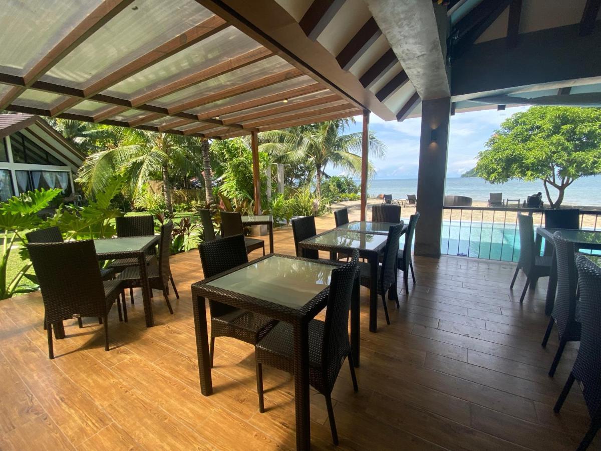 Amila Dive Beach Resort Sipalay Esterno foto