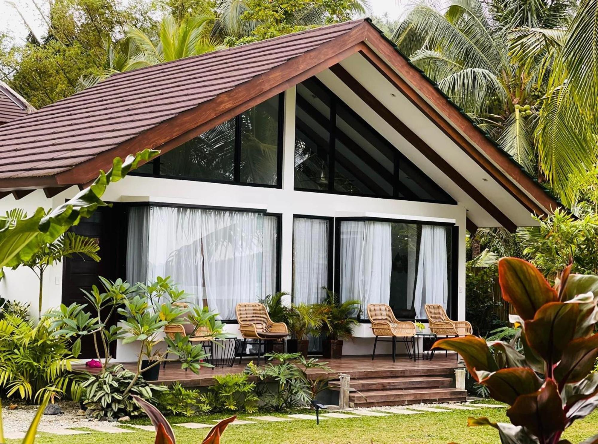 Amila Dive Beach Resort Sipalay Esterno foto
